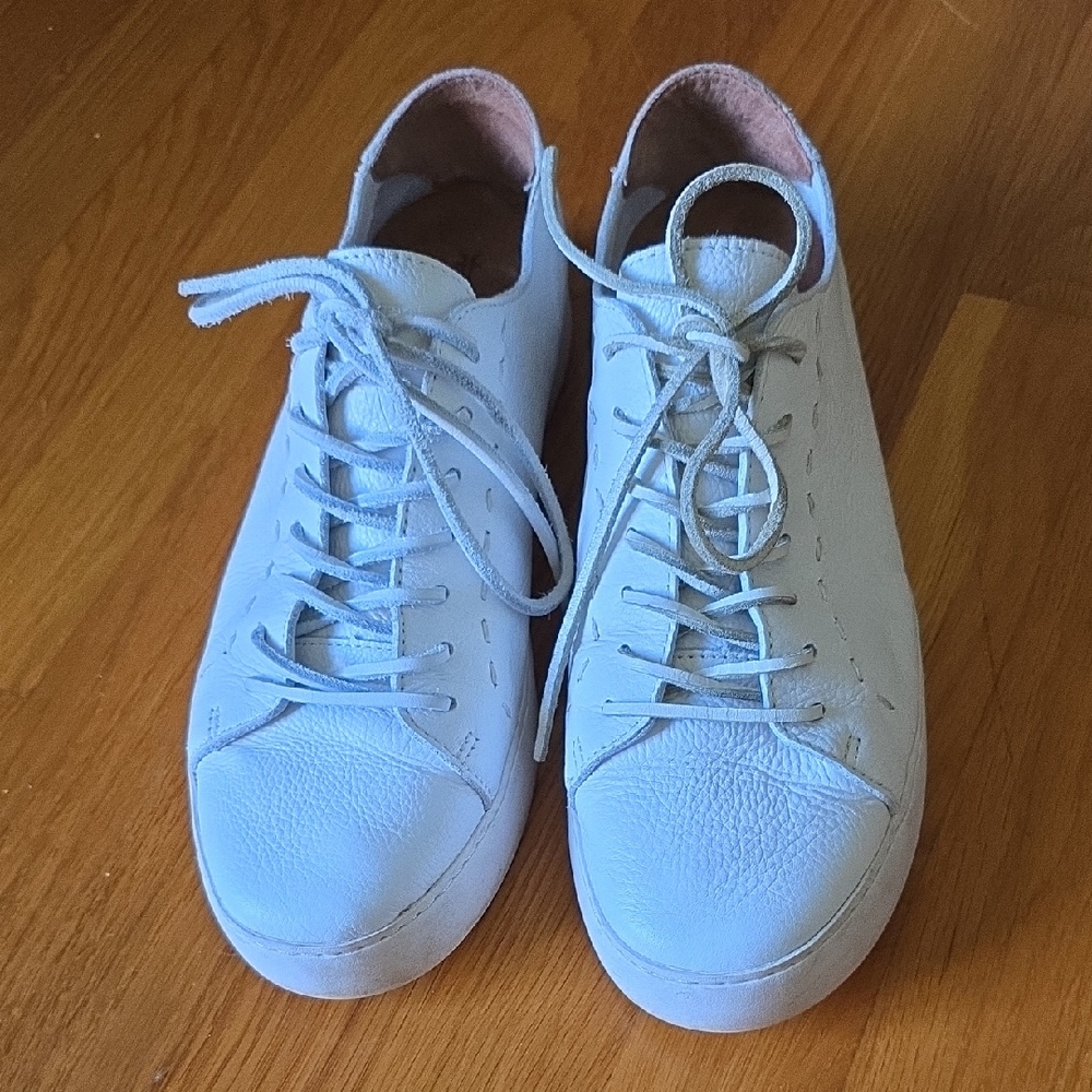 Black Friday Sale! FRYE Women's White Leather Sneakers US Size 11